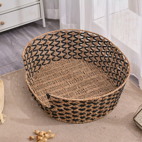 Dog Basket in Brown 1